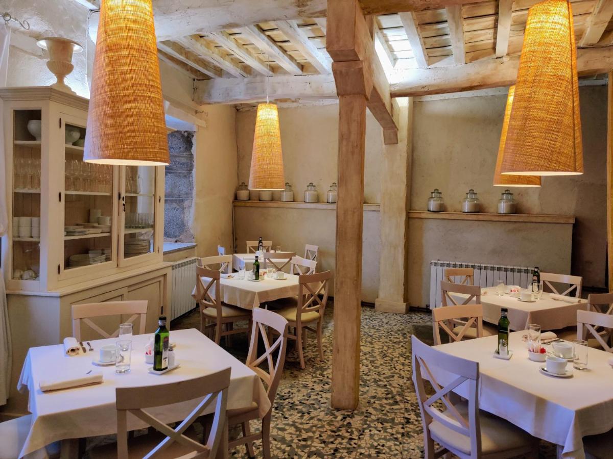 Posada Restaurante Casa De La Sal 칸델레리오 외부 사진